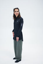 Last inn bildet i Galleri-visningsprogrammet, SVART NINYAS LONG SPLIT -High Collar