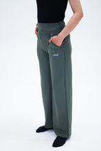 Last inn bildet i Galleri-visningsprogrammet, NINYAS HIGH WAIST PANTS - Oliven
